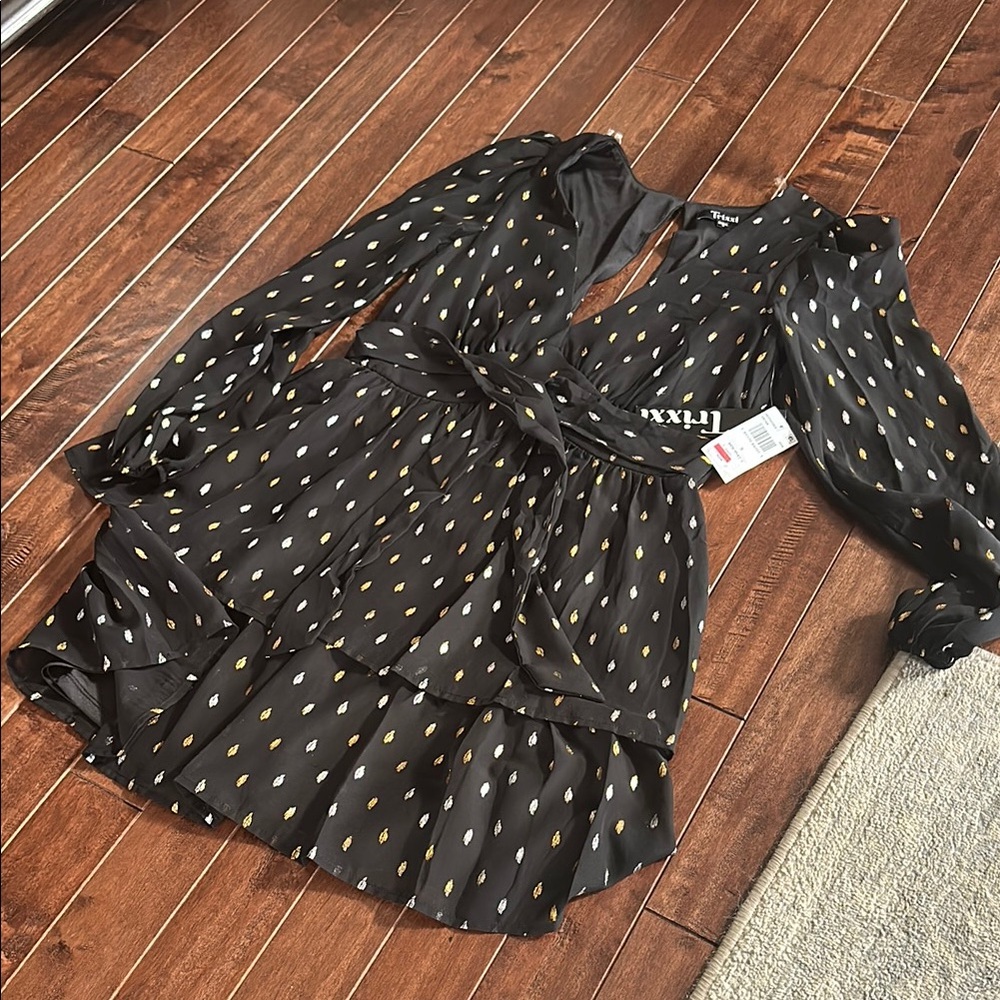 Trixxi Black and Gold Dress